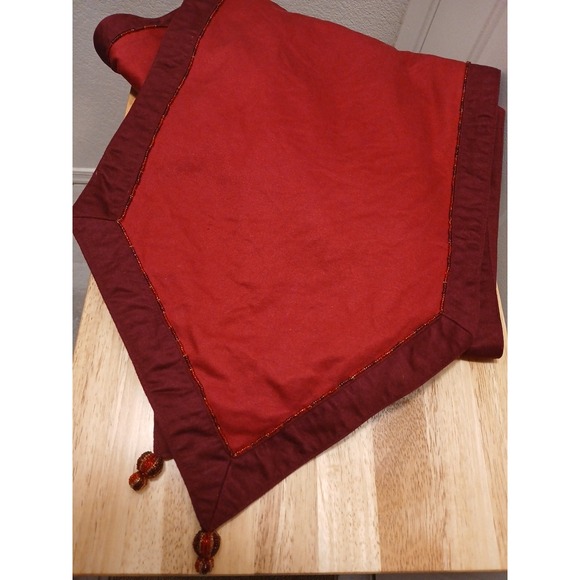 Crate and Barrel Other - Crate and Barrel Red/Burgundy Gala Placemats - Lot Of 8 With Table Runner EUC